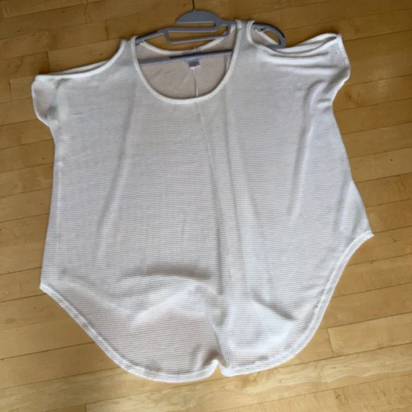 Jordan Taylor white textured cold shoulder tunic cover up, M, CB2526 - Picture 3 of 5